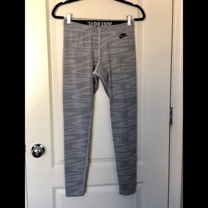 Nike Leggings, Tights, Size Medium